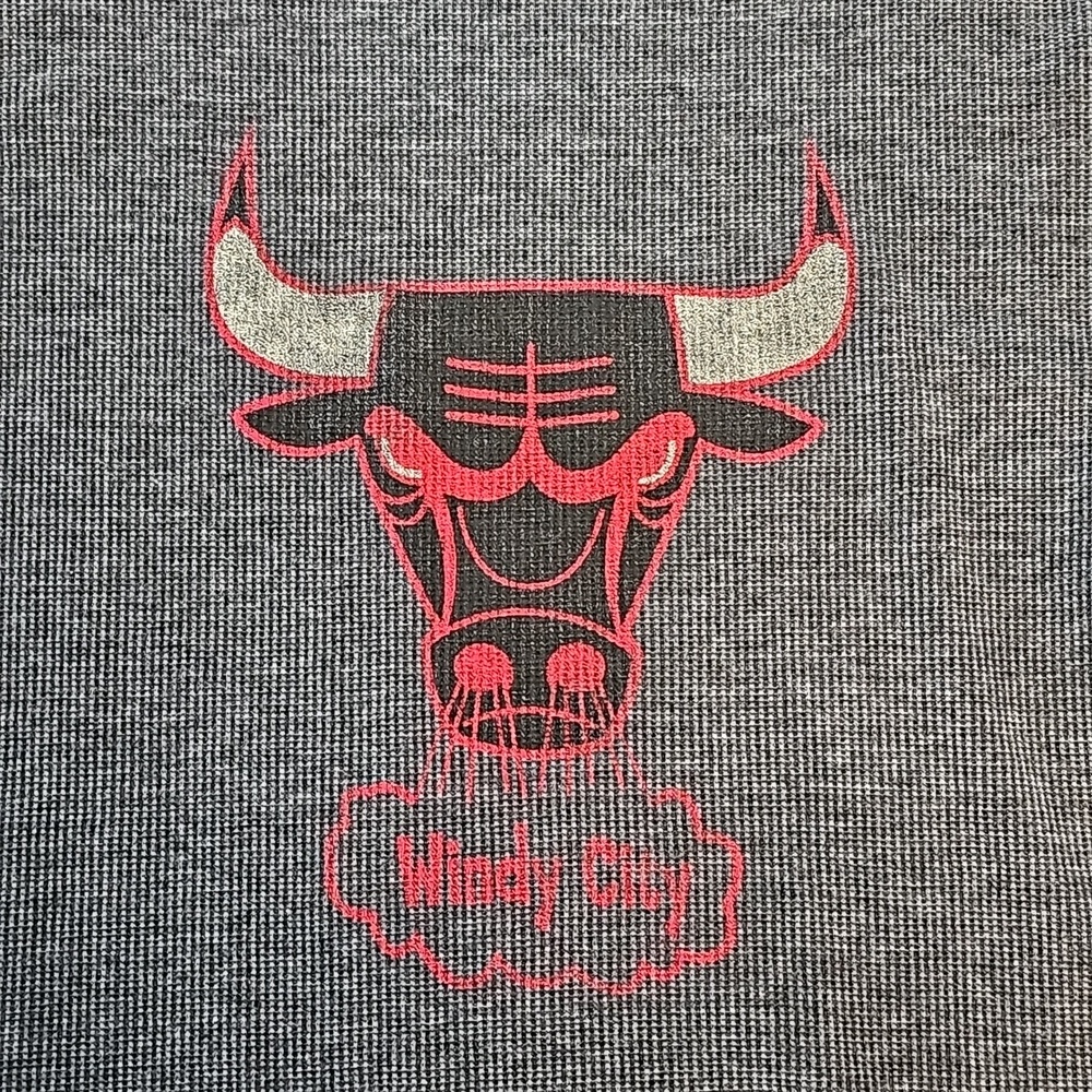NWT: Chicago Bulls thermal shirt size L - Picture 3 of 14